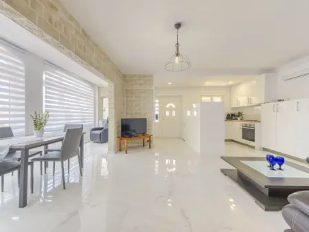 Maison Chaviocoto, constituée de 2 appartements, proche du centre d’Empuriabrava - Photo 4