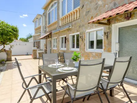 Maison Chaviocoto, constituée de 2 appartements, proche du centre d’Empuriabrava - Photo 33