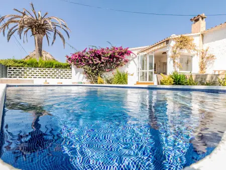 Casa d'Ibis, jolie petite maison de vacances avec sa piscine privée et ses Palmiers - Photo 11