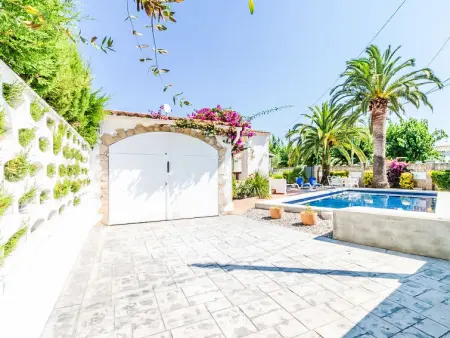 Casa d'Ibis, jolie petite maison de vacances avec sa piscine privée et ses Palmiers - Photo 22