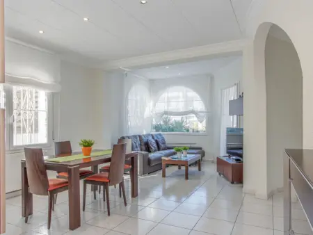 Charmante maison Francoli 18A, claire et ensoleillée avec piscine privée - Photo 1