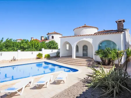 Charmante maison Francoli 18A, claire et ensoleillée avec piscine privée - Photo 4