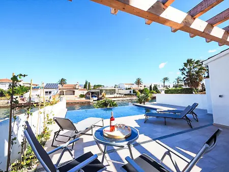 Maison Alberes 125A, moderne et accueillante sur le bord du canal - Photo 1