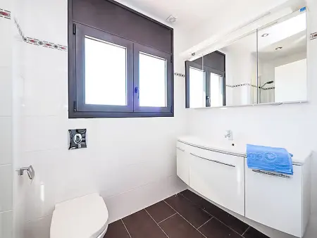 Maison Alberes 125A, moderne et accueillante sur le bord du canal - Photo 13