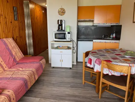 Studio au pied des pistes avec balcon plein sud, Appartement 4 personnes à Besse et Saint Anastaise Super Besse - Photo 3