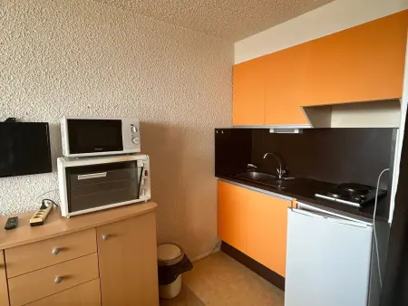 Studio au pied des pistes avec balcon et parking gratuit - Photo 5