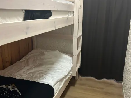 Studio au pied des pistes avec balcon et parking gratuit - Photo 10