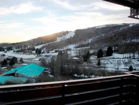 Studio rénové au cœur de la station proche pistes et lac - Photo 8