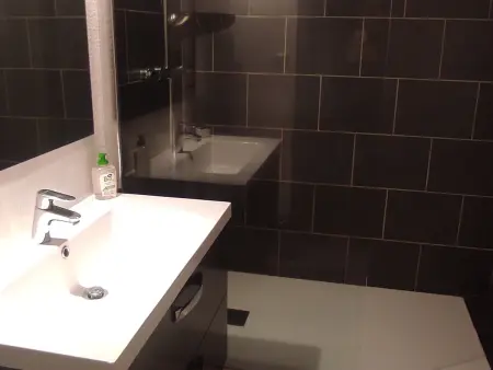 Appartement F3 confortable proche des pistes, idéal familles - Photo 23