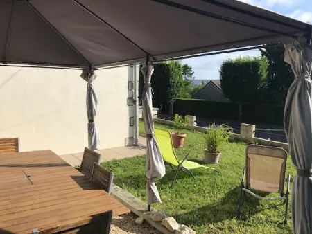 T2 avec jardin, terrasse et Wifi à 1km des Thermes - Photo 1