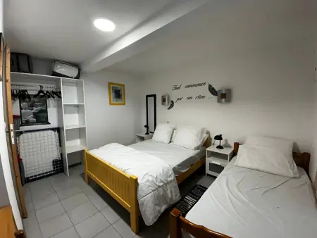 T2 avec jardin, terrasse et Wifi à 1km des Thermes - Photo 6