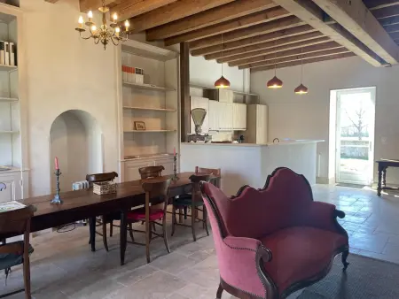 Gîte familial avec piscine partagée et jardin tranquille - Photo 12