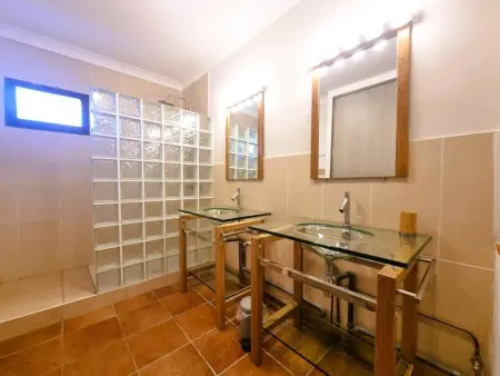 Belle Bize, Superbe villa avec piscine privée à Bize - Photo 11