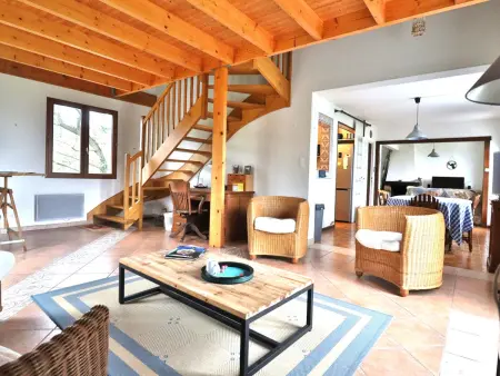 Maison en bord de mer avec jardin arboré à Groix - Photo 2