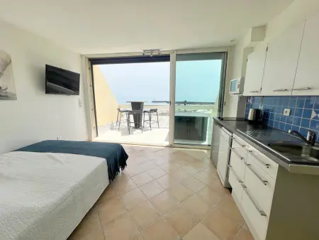 Studio climatisé avec vue mer et parking privé - Photo 5