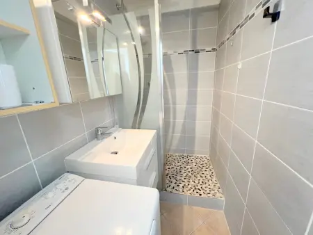 Studio climatisé avec vue mer et parking privé - Photo 7