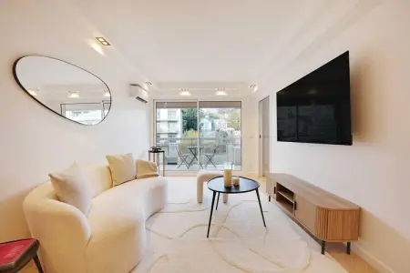AB-14-MERLIN, Charmant apt avec clim et balcon -2BR-4P- Suresnes - Photo 1