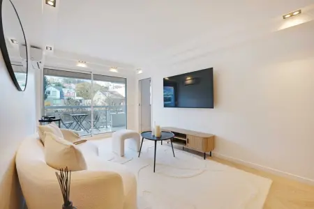 AB-14-MERLIN, Charmant apt avec clim et balcon -2BR-4P- Suresnes - Photo 3