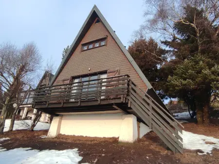 Chalet montagnard avec balcon, proche piste et centre - Photo 2