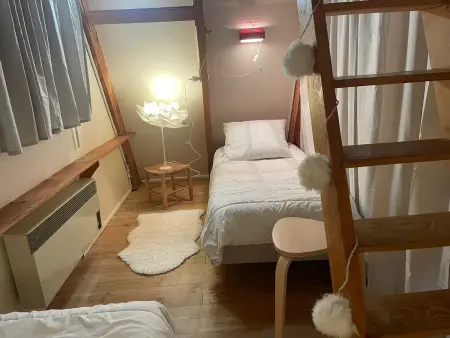 Chalet montagnard avec balcon, proche piste et centre - Photo 19