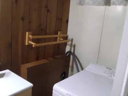 Chalet montagnard avec balcon, proche piste et centre - Photo 26