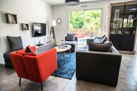 Villa Au Charme Familial Avec Belle Terrasse Et Piscine Chauff&eacute;e, Maisons & Villas pour 6 Personnes - Photo 8