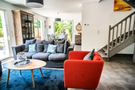 Villa Au Charme Familial Avec Belle Terrasse Et Piscine Chauff&eacute;e, Maisons & Villas pour 6 Personnes - Photo 9