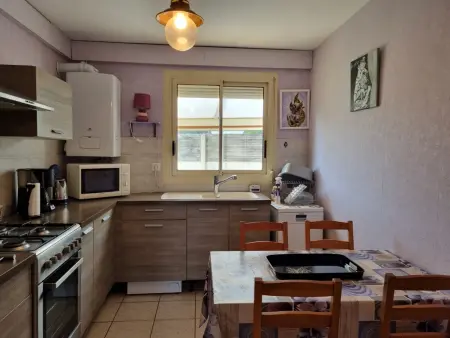 Charmante maison à Larmor Baden - 4 chambres, jardin, proche plages, animaux admis, WiFi - Photo 4