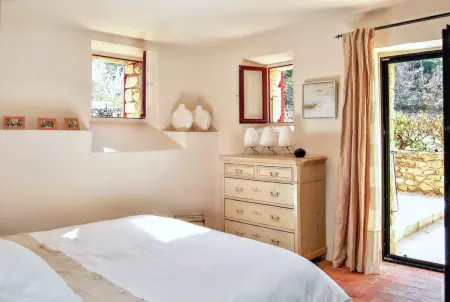 Villa élégante avec piscine privée à Ansouis, vues montagne - Photo 15