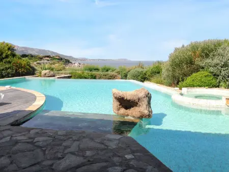 Villa panoramique avec vue mer et montagne à Corbara - Photo 1
