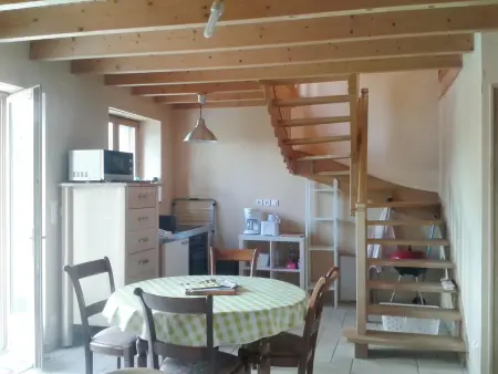 Maison accueillante à Plehedel avec jardin et parking privé - Photo 3
