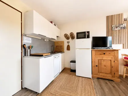 Studio moderne et lumineux avec vue sur le Mont Charvin. Parking privatif - Photo 2