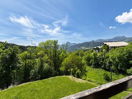 Studio moderne et lumineux avec vue sur le Mont Charvin. Parking privatif - Photo 5