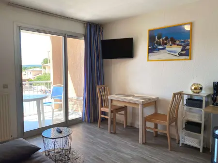 Studio avec Terrasse et Piscine, Parking Inclus, Appartement 2 personnes à Balaruc les Bains - Photo 1