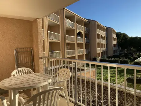 Appartement 2 pièces avec terrasse et piscine à Balaruc-les-Bains - Photo 9