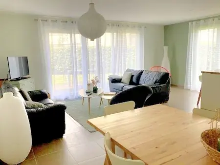 Villa moderne 3 chambres avec jardin, WiFi et parking, proche plage - Photo 3