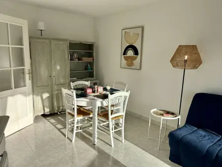 Appartement avec piscine et terrasse, proche plage, climatisé, garage à Fréjus - Photo 1