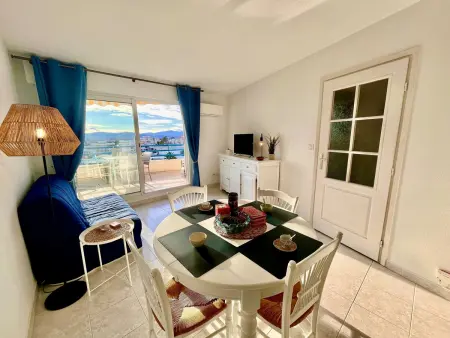 Appartement avec piscine et terrasse, proche plage, climatisé, garage à Fréjus - Photo 5