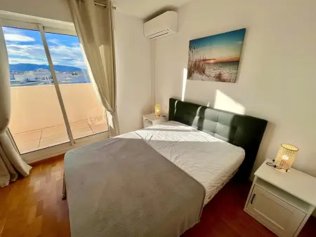 Appartement avec piscine et terrasse, proche plage, climatisé, garage à Fréjus - Photo 8