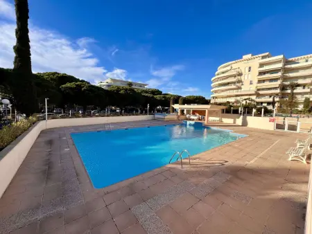 Appartement avec piscine et terrasse, proche plage, climatisé, garage à Fréjus - Photo 16