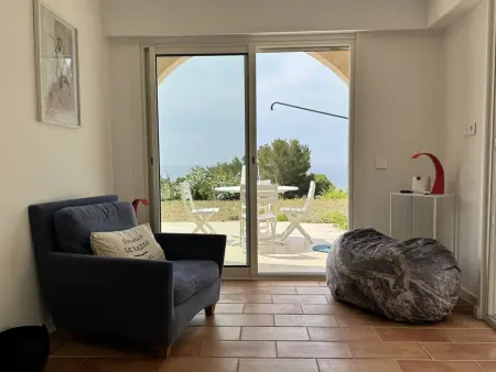 Villa rénovée proche plage Gigaro, vue mer, terrasse - Photo 16
