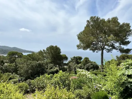 Villa rénovée proche plage Gigaro, vue mer, terrasse - Photo 19