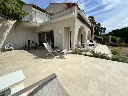 Villa rénovée proche plage Gigaro, vue mer, terrasse - Photo 20