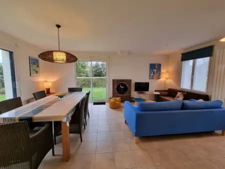Maison moderne 6 pers, proche Port Crouesty et plages, Wi-Fi, jardin, idéale pour familles - Photo 7