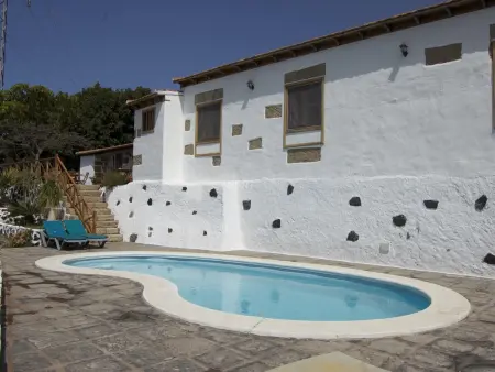 Maison rustique avec piscine chauffée, wifi et vue sur mer à Tenerife - Photo 1