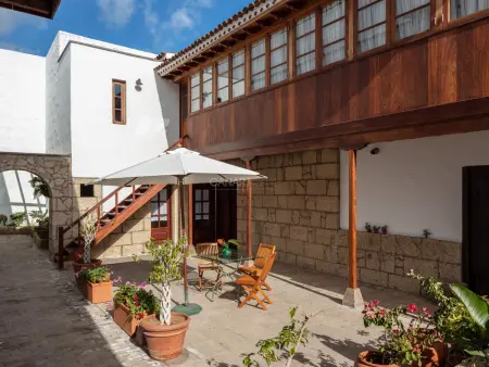 Maison traditionnelle avec jardin et piscine privée à Tenerife - Photo 8