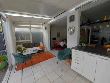 Appartement 3 pièces avec terrasse, clim et WIFI, proche plage et commerces - Photo 4