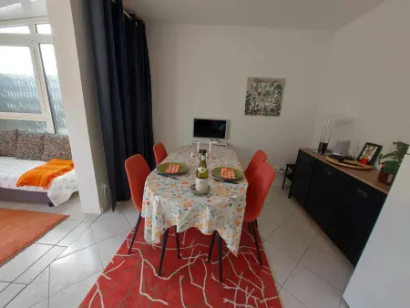 Appartement 3 pièces avec terrasse, clim et WIFI, proche plage et commerces - Photo 13