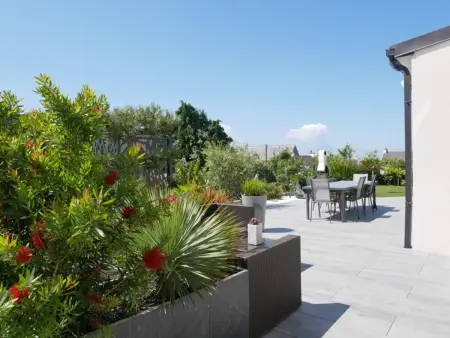 Étel : Maison moderne 5 pièces, 4 chambres, jardin, wifi - Photo 17