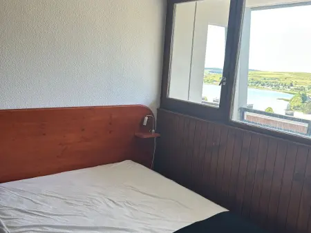 Appartement rénové au cœur de Super Besse avec balcon et parking privé - Photo 7